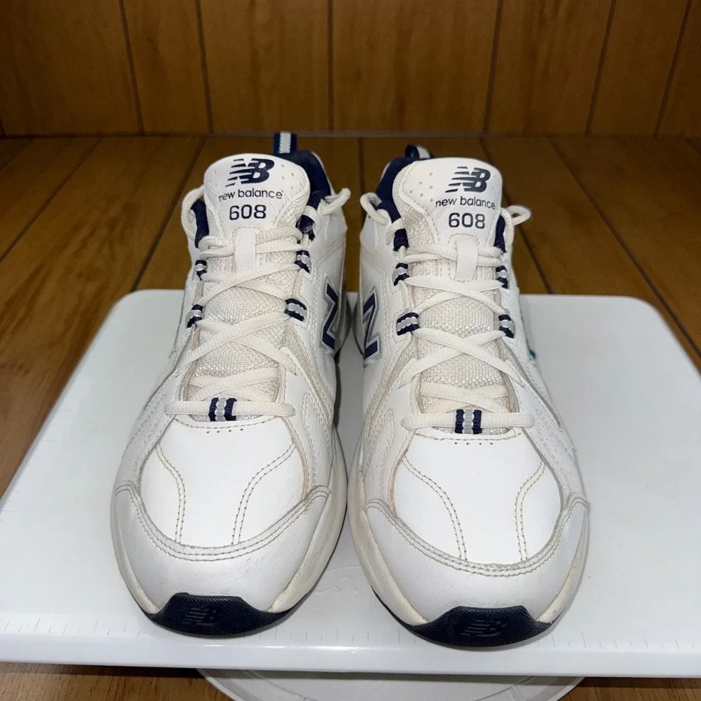 New Balance 608v5 Mens White Navy Leather Training Shoes MX608WN5 Size 10